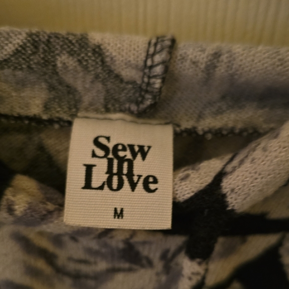 Sew‎ In Love Black and Gray Patterned Hoodie - Picture 2 of 6